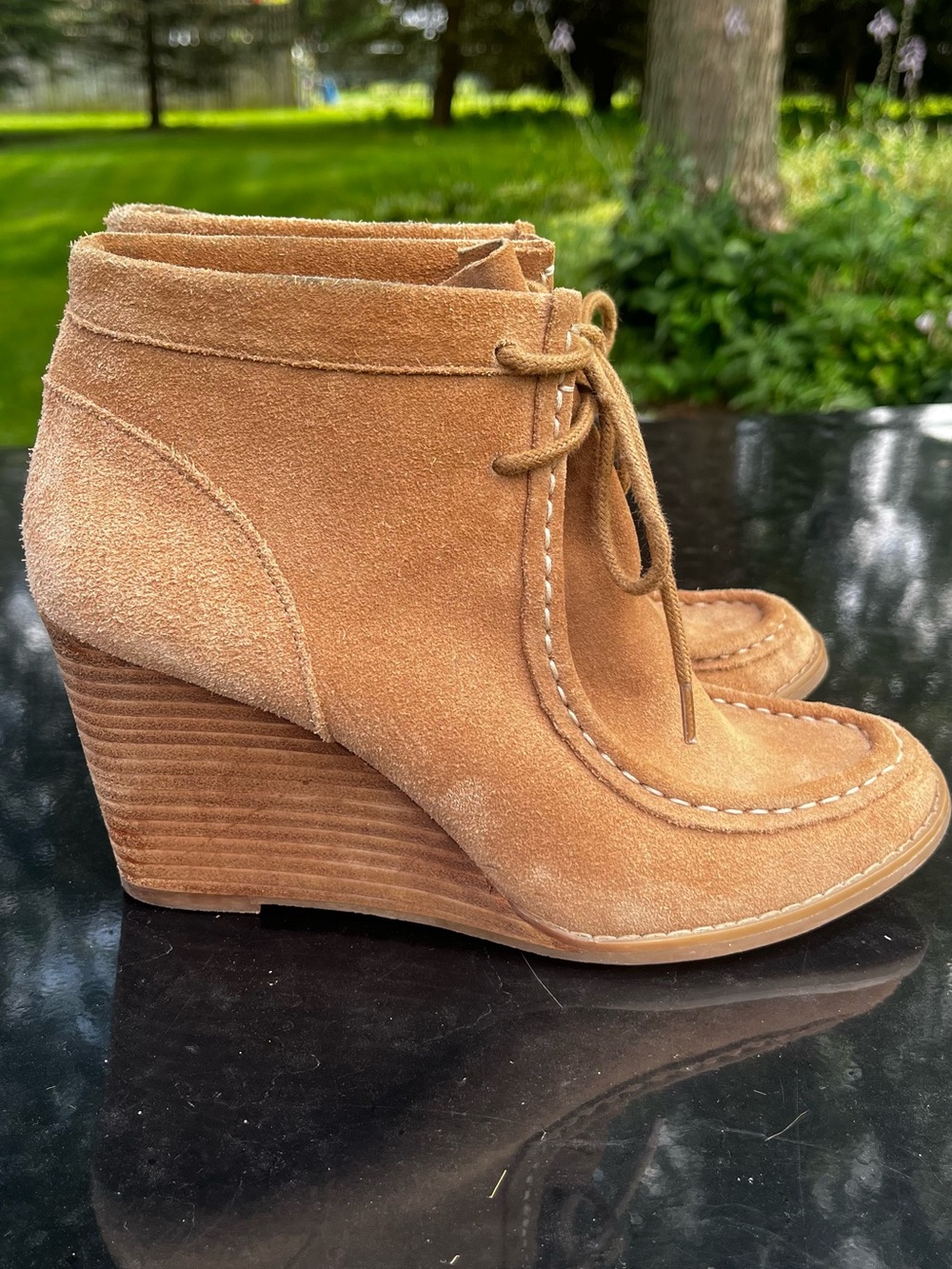 Lucky Brand Ysabel Suede Lace-Up Wedge Ankle Booties Tan size 8